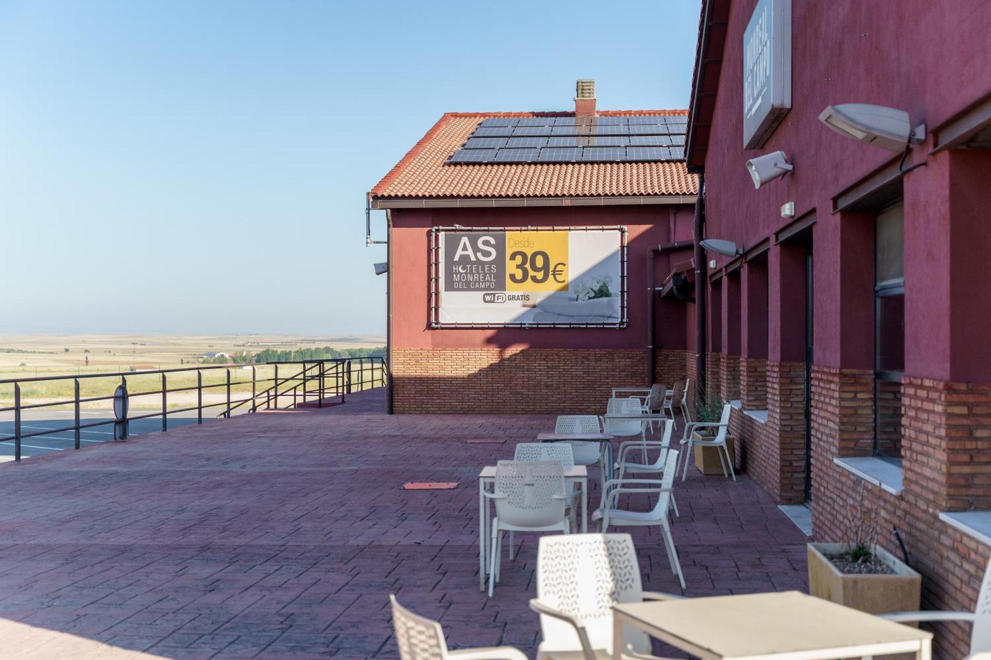 As Monreal Del Campo Hotel Exterior photo